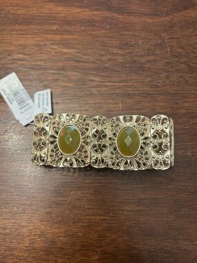 Ornate Gold Filigree Stretch Bracelet with Olive Green Stones
